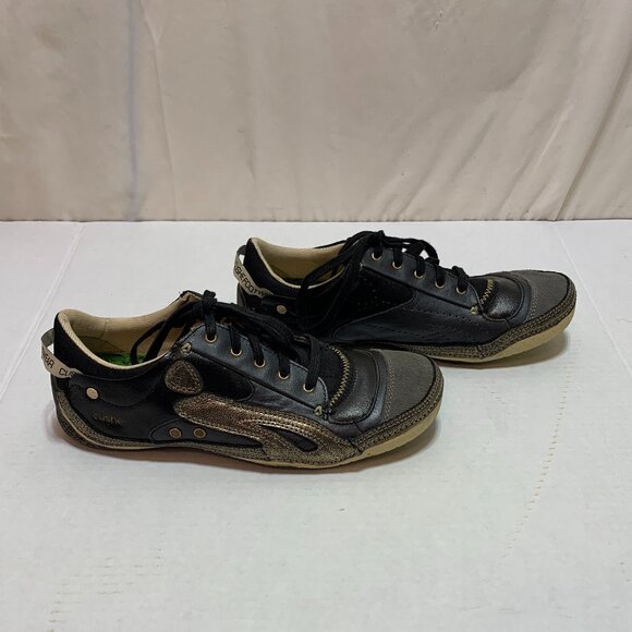 Cushe Boutique Footwear Women's Size US 9 Black/Gold Lace Up Sneaker - Picture 2 of 10